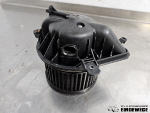 Gebruikte Kachel Ventilatiemotor Peugeot Partner 1.6 HDI 75 Prijs € 30,00 Margeregeling aangeboden door Auto- en demontagebedrijf Eindewege