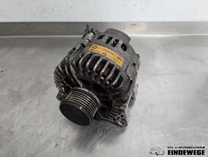 Gebruikte Dynamo Peugeot 807 2.0 HDi 16V 120 Prijs € 40,00 Margeregeling aangeboden door Auto- en demontagebedrijf Eindewege