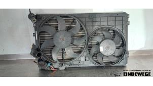 Gebruikte Radiateur Seat Leon (1P1) 1.4 TSI 16V Prijs € 52,50 Margeregeling aangeboden door Auto- en demontagebedrijf Eindewege