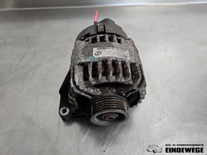 Gebruikte Dynamo Fiat Punto II (188) 1.4 16V Prijs € 30,00 Margeregeling aangeboden door Auto- en demontagebedrijf Eindewege