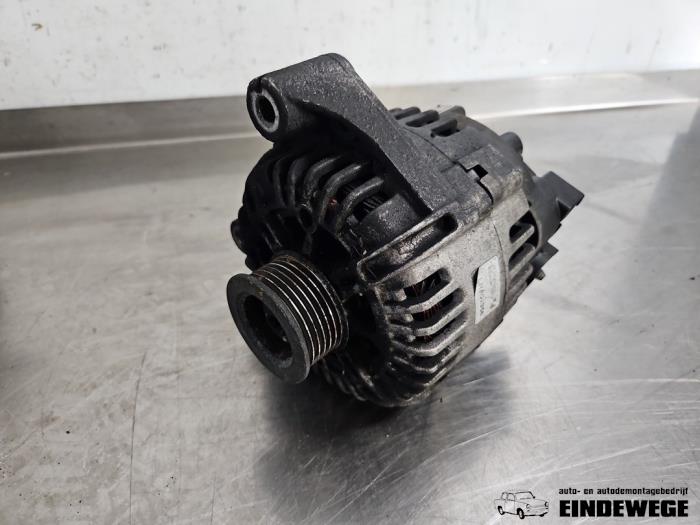 Gebruikte Dynamo BMW 1 serie (E87/87N) 118d 16V Prijs € 52,50 Margeregeling aangeboden door Auto- en demontagebedrijf Eindewege