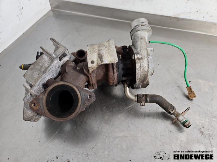 Gebruikte Turbo Renault Clio III (BR/CR) 1.5 dCi FAP Prijs € 125,00 Margeregeling aangeboden door Auto- en demontagebedrijf Eindewege