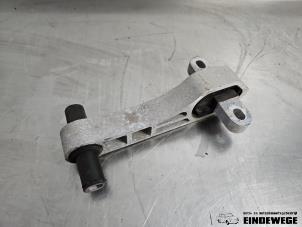 Gebruikte Versnellingsbak Steun Citroen Nemo (AA) 1.3 HDi 75 Prijs € 26,25 Margeregeling aangeboden door Auto- en demontagebedrijf Eindewege