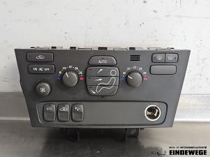 Gebruikte Chaufage Bedieningspaneel Volvo S60 I (RS/HV) 2.4 20V 140 Prijs € 35,00 Margeregeling aangeboden door Auto- en demontagebedrijf Eindewege