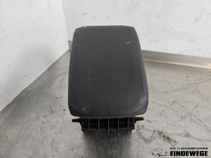 Gebruikte Armleuning Volkswagen Golf VII (AUA) 1.4 TSI 16V Prijs € 52,50 Margeregeling aangeboden door Auto- en demontagebedrijf Eindewege