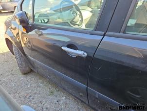 Gebruikte Deur 4Deurs links-voor Renault Modus/Grand Modus (JP) 1.2 16V Prijs € 105,00 Margeregeling aangeboden door Auto- en demontagebedrijf Eindewege