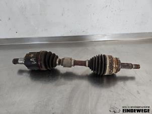 Gebruikte Steekas links-voor Mitsubishi Lancer Sports Sedan (CY/CZ) 2.0 DI-D 16V Prijs € 52,50 Margeregeling aangeboden door Auto- en demontagebedrijf Eindewege