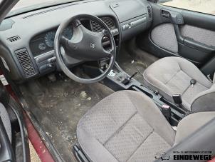 Gebruikte Stoel links Citroen Xantia Break (X1/2) 1.8i 16V Prijs op aanvraag aangeboden door Auto- en demontagebedrijf Eindewege