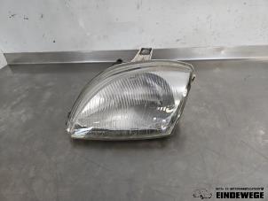 Gebruikte Koplamp links Fiat Seicento (187) 1.1 MPI S,SX,Sporting Prijs € 25,00 Margeregeling aangeboden door Auto- en demontagebedrijf Eindewege