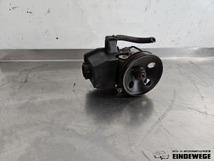 Gebruikte Servopomp Mercedes SLK (R170) 2.0 200 16V Prijs € 52,50 Margeregeling aangeboden door Auto- en demontagebedrijf Eindewege