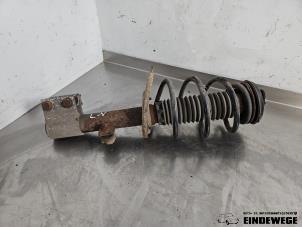 Gebruikte Mac Phersonpoot links-voor Citroen Berlingo 1.6 Hdi 16V 90 Prijs € 40,00 Margeregeling aangeboden door Auto- en demontagebedrijf Eindewege