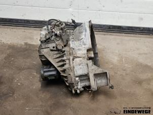 Gebruikte Versnellingsbak Chevrolet Orlando 2.0 D 16V Prijs € 420,00 Margeregeling aangeboden door Auto- en demontagebedrijf Eindewege