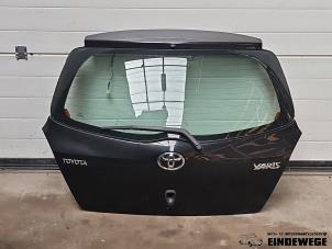 Gebruikte Achterklep Toyota Yaris II (P9) 1.0 12V VVT-i Prijs € 125,00 Margeregeling aangeboden door Auto- en demontagebedrijf Eindewege