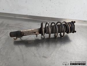 Gebruikte Mac Phersonpoot links-voor Ford Fiesta 5 (JD/JH) 1.3 Prijs € 40,00 Margeregeling aangeboden door Auto- en demontagebedrijf Eindewege