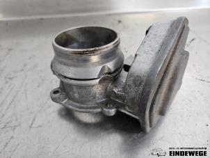 Gebruikte Gasklephuis BMW 1 serie (E87/87N) 116d 16V Prijs € 25,00 Margeregeling aangeboden door Auto- en demontagebedrijf Eindewege