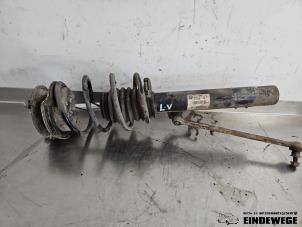 Gebruikte Mac Phersonpoot links-voor BMW 1 serie (E87/87N) 116d 16V Prijs op aanvraag aangeboden door Auto- en demontagebedrijf Eindewege