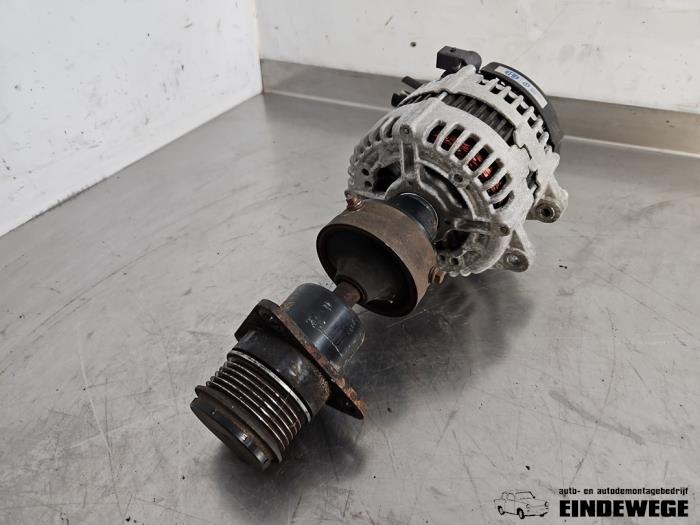 Gebruikte Dynamo Ford S-Max (GBW) 1.8 TDCi 16V Prijs € 52,50 Margeregeling aangeboden door Auto- en demontagebedrijf Eindewege