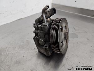 Gebruikte Servopomp Ford S-Max (GBW) 1.8 TDCi 16V Prijs € 52,50 Margeregeling aangeboden door Auto- en demontagebedrijf Eindewege