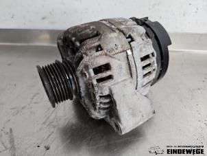 Gebruikte Dynamo Mercedes CLK (C208) 2.0 200K Evo 16V Prijs € 40,00 Margeregeling aangeboden door Auto- en demontagebedrijf Eindewege