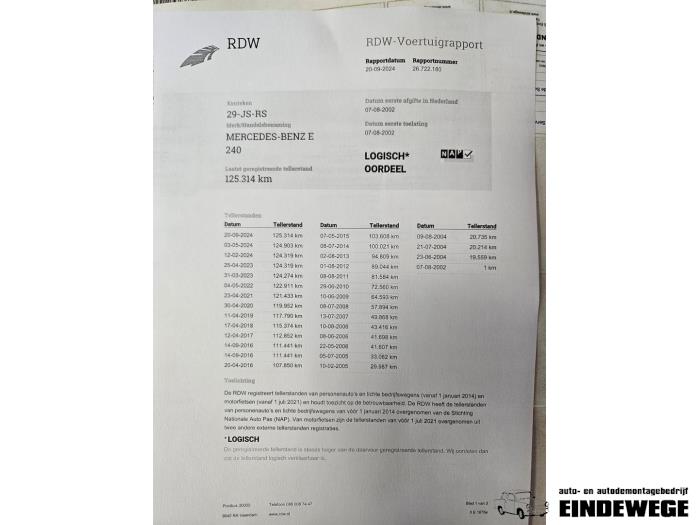 Motor van een Mercedes-Benz E (W211) 2.6 E-240 V6 18V 2002