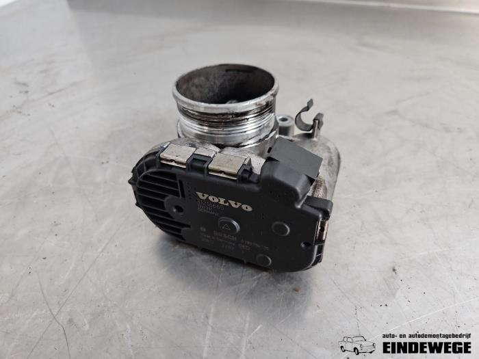 Gebruikte Gasklephuis Volvo V60 I (FW/GW) 2.0 D3 20V Prijs € 40,00 Margeregeling aangeboden door Auto- en demontagebedrijf Eindewege