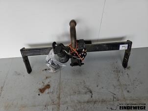 Gebruikte Trekhaak Volvo V60 I (FW/GW) 2.0 D3 20V Prijs € 157,50 Margeregeling aangeboden door Auto- en demontagebedrijf Eindewege