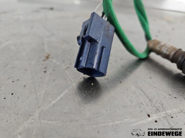 Lambda Sonde van een Renault Vel Satis (BJ) 3.5 V6 24V Autom. 2002