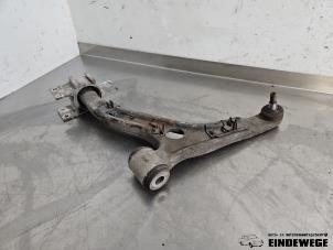 Gebruikte Triangel links-voor Mercedes B (W246) 1.6 B-180 BlueEFFICIENCY Turbo 16V Prijs € 40,00 Margeregeling aangeboden door Auto- en demontagebedrijf Eindewege