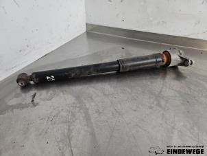 Gebruikte Schokbreker rechts-achter Mercedes B (W246) 1.6 B-180 BlueEFFICIENCY Turbo 16V Prijs € 25,00 Margeregeling aangeboden door Auto- en demontagebedrijf Eindewege