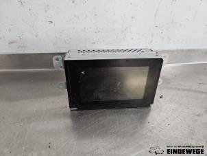 Gebruikte Display Interieur Nissan Almera Tino (V10M) 1.8 16V Prijs € 25,00 Margeregeling aangeboden door Auto- en demontagebedrijf Eindewege