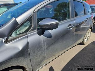 Gebruikte Portier 4Deurs links-voor Nissan Note (E12) 1.2 68 Prijs € 400,00 Margeregeling aangeboden door Auto- en demontagebedrijf Eindewege