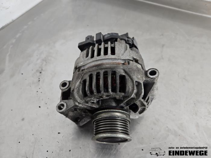 Gebruikte Dynamo Renault Megane (BA) 1.6 16V Prijs € 35,00 Margeregeling aangeboden door Auto- en demontagebedrijf Eindewege