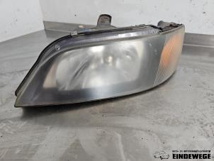 Gebruikte Koplamp links Mitsubishi Space Star (DG) 1.9 DI-D Prijs € 25,00 Margeregeling aangeboden door Auto- en demontagebedrijf Eindewege