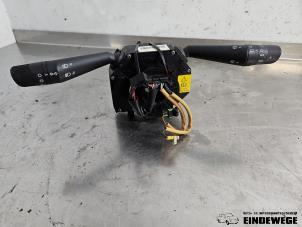 Gebruikte Licht + Raw Schakelaar Fiat Grande Punto (199) 1.4 16V Prijs € 52,50 Margeregeling aangeboden door Auto- en demontagebedrijf Eindewege