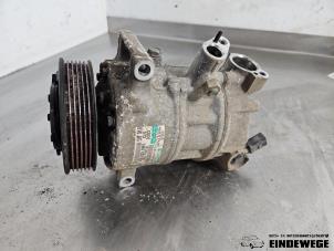 Gebruikte Pomp Airco Volkswagen Caddy III (2KA,2KH,2CA,2CH) 2.0 TDI 16V Prijs € 52,50 Margeregeling aangeboden door Auto- en demontagebedrijf Eindewege