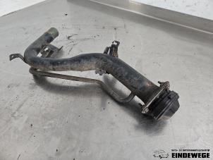 Gebruikte Vulpijp Brandstoftank Opel Agila (A) 1.2 16V Prijs € 52,50 Margeregeling aangeboden door Auto- en demontagebedrijf Eindewege