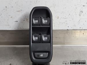 Gebruikte Combischakelaar ramen Dacia Duster (SR) 1.6 16V Prijs € 20,00 Margeregeling aangeboden door Auto- en demontagebedrijf Eindewege