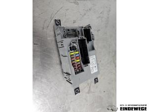 Gebruikte Zekeringkast Peugeot Bipper Tepee (AJ) 1.3 HDI Prijs € 52,50 Margeregeling aangeboden door Auto- en demontagebedrijf Eindewege