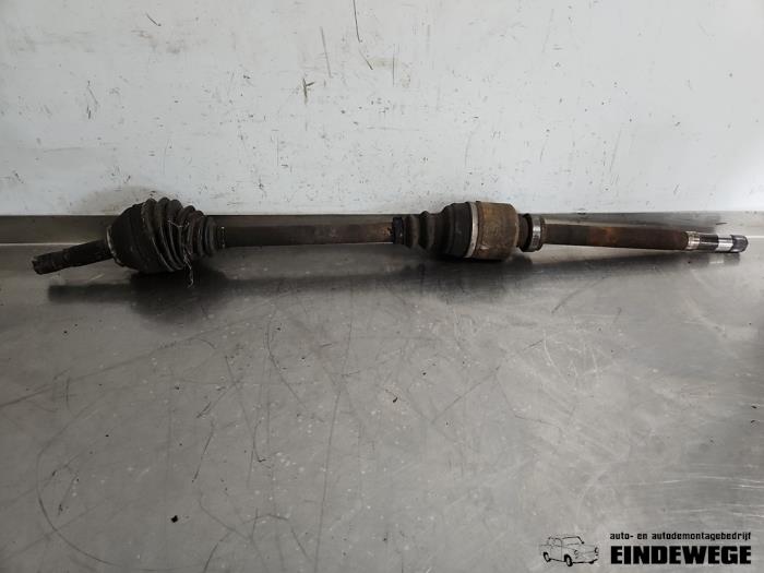 Gebruikte Steekas rechts-voor Peugeot Boxer (230P) 2.5D 12V Combi Prijs € 52,50 Margeregeling aangeboden door Auto- en demontagebedrijf Eindewege