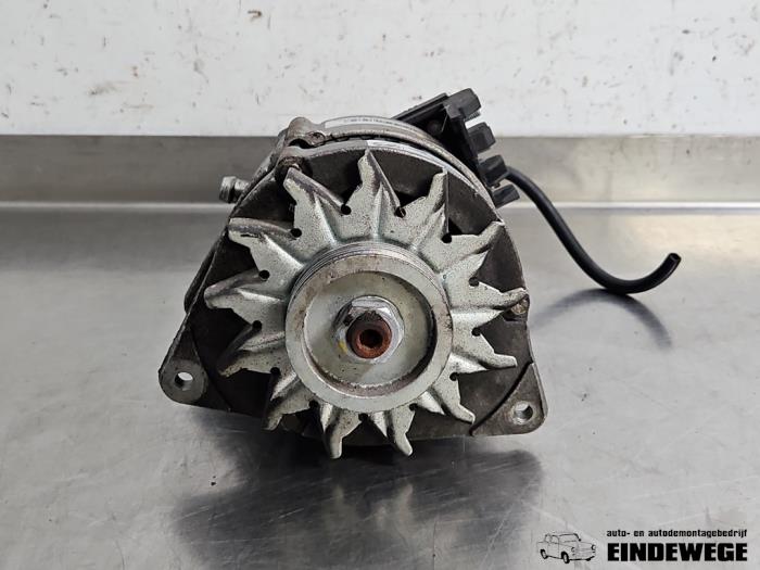 Dynamo van een Ford Transit 100 2.5Di 1993