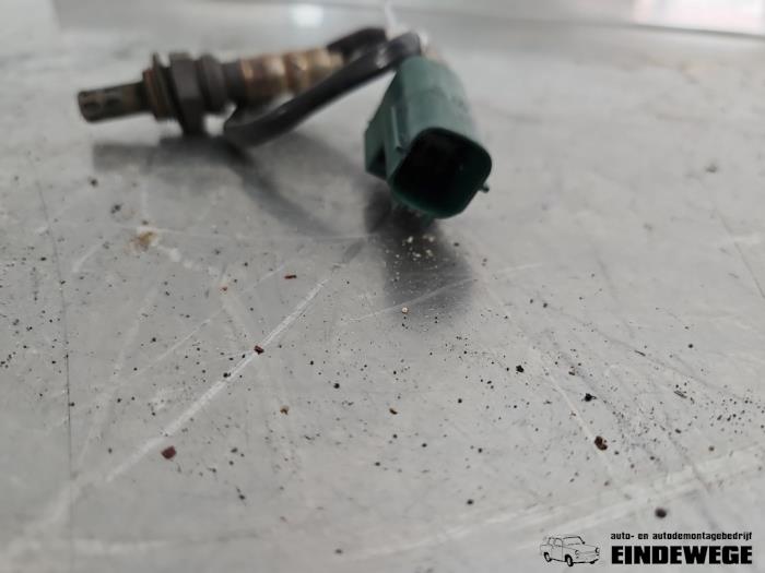 Lambda Sonde van een Renault Vel Satis (BJ) 3.5 V6 24V Autom. 2002