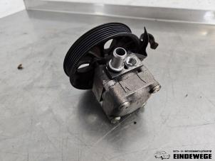 Gebruikte Stuurbekrachtiging Pomp Volvo V70 (SW) 2.3 T5 20V Prijs € 52,50 Margeregeling aangeboden door Auto- en demontagebedrijf Eindewege