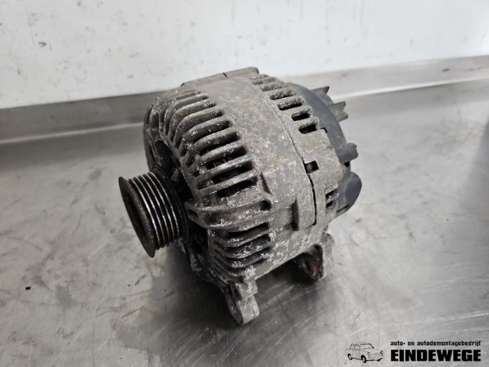 Gebruikte Alternator Audi A6 (C6) 2.7 TDI V6 24V Prijs € 63,50 Margeregeling aangeboden door Auto- en demontagebedrijf Eindewege
