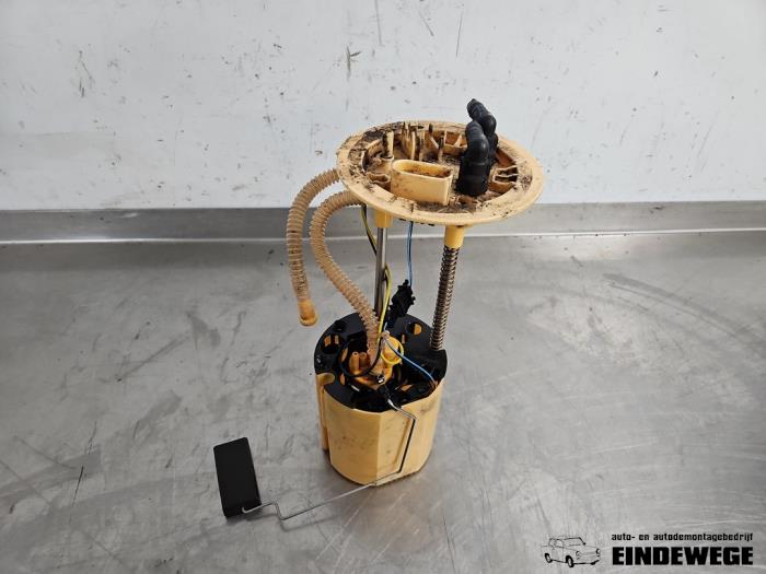 Gebruikte Tank element Pomp Audi A6 (C6) 2.7 TDI V6 24V Prijs € 52,50 Margeregeling aangeboden door Auto- en demontagebedrijf Eindewege
