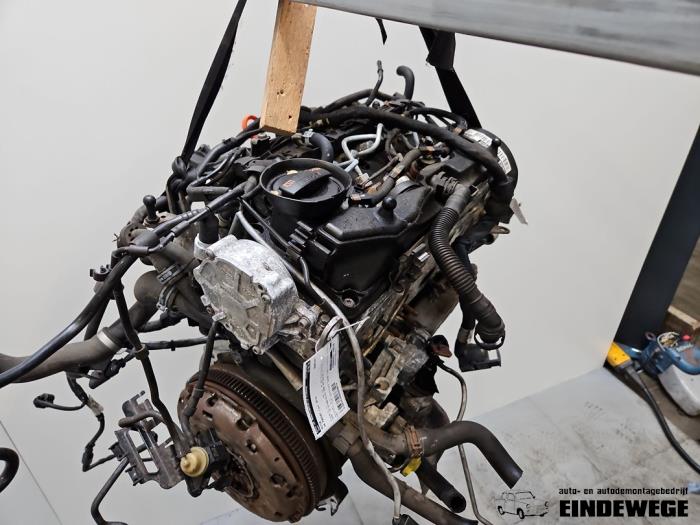 Motor van een Volkswagen Passat (362) 2.0 TDI 16V 140 2012