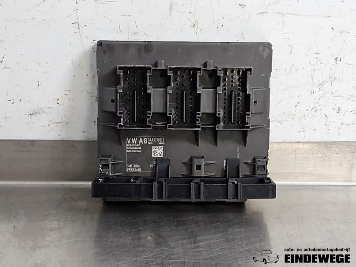 Gebruikte Computer Body Control Volkswagen Passat (362) 2.0 TDI 16V 140 Prijs € 78,50 Margeregeling aangeboden door Auto- en demontagebedrijf Eindewege