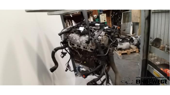 Motor van een Opel Insignia 2.0 CDTI 16V 140 ecoFLEX 2015