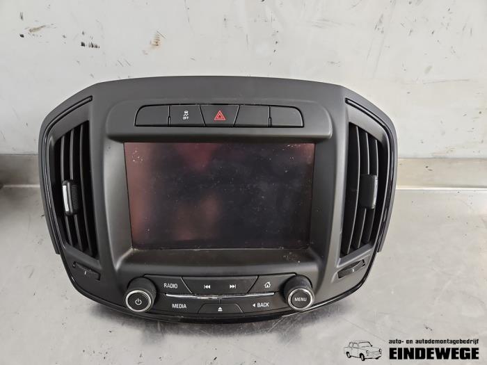Gebruikte Display Interieur Opel Insignia 2.0 CDTI 16V 140 ecoFLEX Prijs € 210,00 Margeregeling aangeboden door Auto- en demontagebedrijf Eindewege