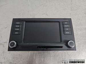 Gebruikte Display Interieur Seat Leon ST (5FF) 1.8 TSI Ecomotive 16V Prijs € 105,00 Margeregeling aangeboden door Auto- en demontagebedrijf Eindewege