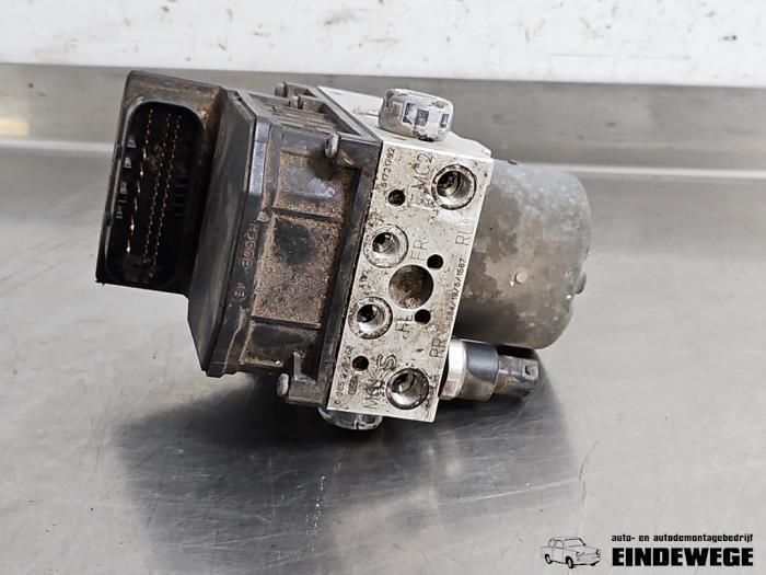 Gebruikte ABS Pomp Alfa Romeo GT (937) 1.8 Twin Spark 16V Prijs € 52,50 Margeregeling aangeboden door Auto- en demontagebedrijf Eindewege